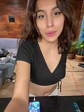 Katee Jones online show from 03.02.25