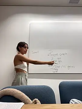 Katee Jones online show from 03.13.25