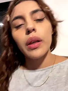 Katee Jones online show from 09.09.25