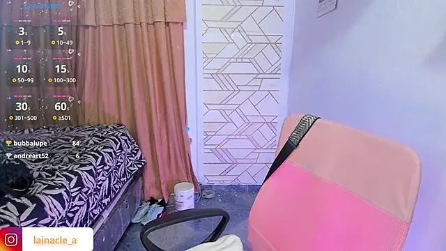 Snapshot of _laina_ chatting on 02.26.25 laina online show from 02.26.25