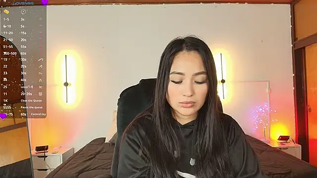 Snapshot of _gaby2 chatting on 03.07.25 gaby2 online show from 03.07.25