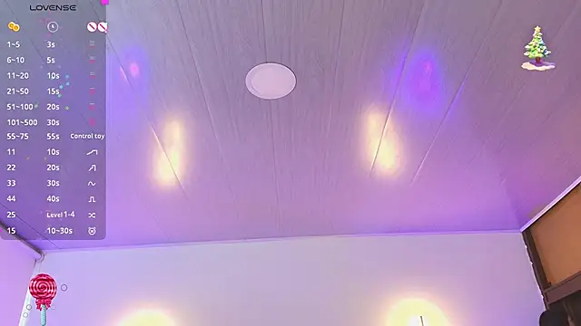 Snapshot of _gaby2 chatting on 11.30.25 gaby2 online show from 11.30.25