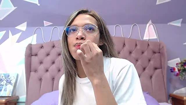 BritneyCollins online show from 02.28.25