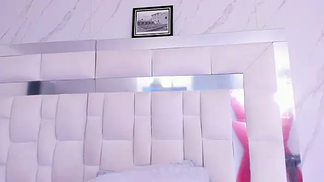 BritneyCollins online show from 09.17.25