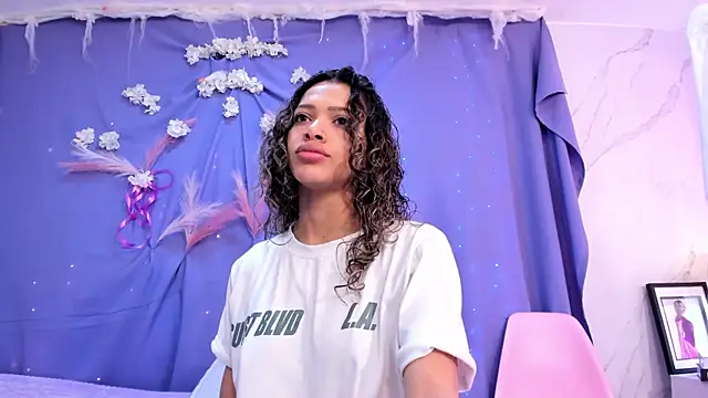 BritneyCollins online show from 10.30.25