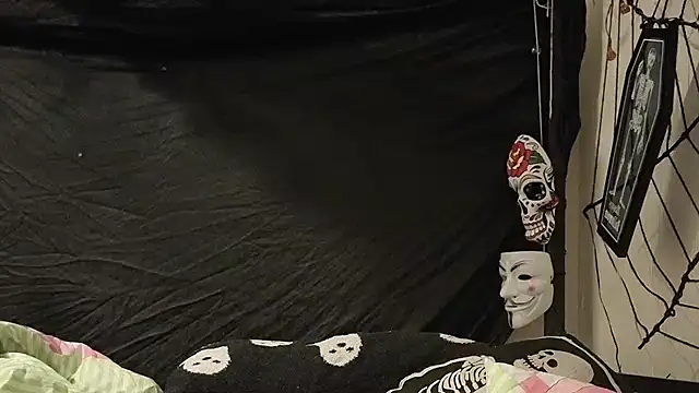 Bunny Cummings online show from 03.08.26