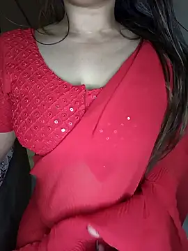 aRiNaAh online show from 02.12.25