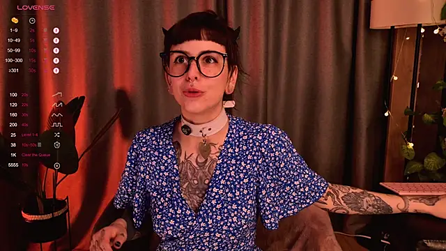 MichaellaMoon online show from 12.08.24