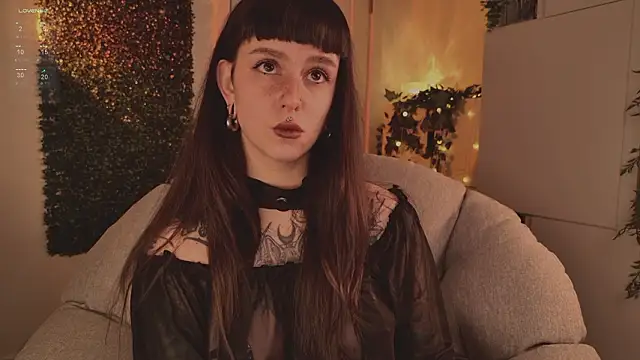 MichaellaMoon online show from 02.04.26