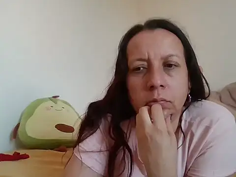 Snapshot of milfevha chatting on 11.25.25 milfevha online show from 11.25.25