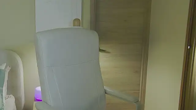 Alessia-miller  online show from 02.11.26