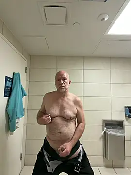 FLSexyGuy online show from 04.12.26