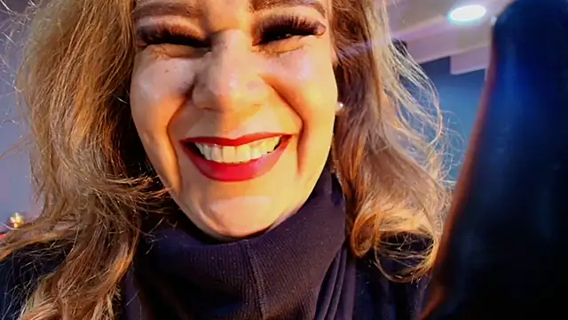 Snapshot of MelaniaKnauss chatting on 09.13.25 MelaniaKnauss online show from 09.13.25