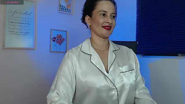 Snapshot of lucy_diiaz chatting on 01.05.25 lucy diiaz online show from 01.05.25