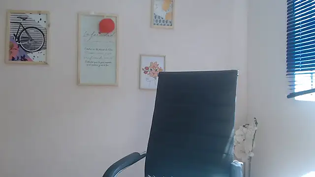 Snapshot of lucy_diiaz chatting on 03.03.25 lucy diiaz online show from 03.03.25