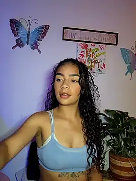 Snapshot of lali2gab chatting on 06.25.26 lali2gab online show from 06.25.26