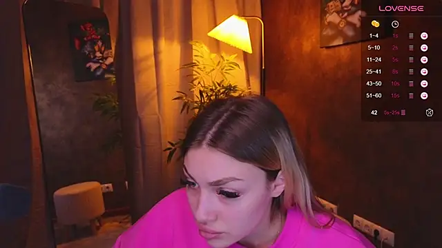 Ella Milla online show from 01.05.25