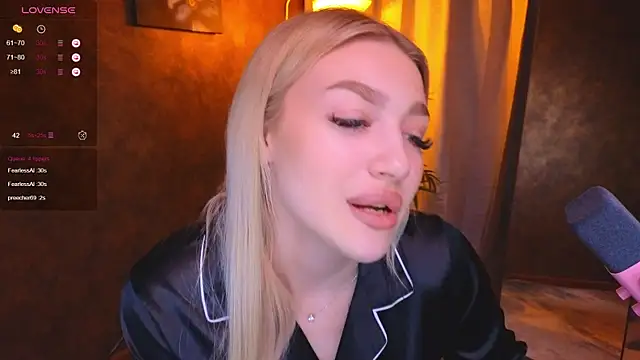 Ella Milla online show from 01.14.25