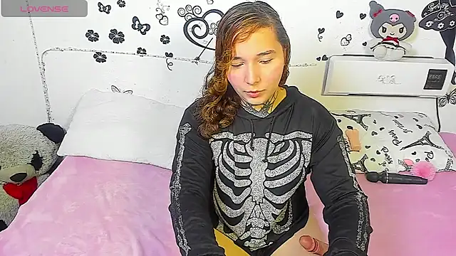 cutekat  online show from 03.27.26