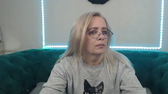 Snapshot of IvanaCharm chatting on 02.06.26 IvanaCharm online show from 02.06.26