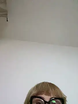 Snapshot of luna_14 chatting on 06.09.26 luna 14 online show from 06.09.26