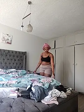 Drippincaty online show from 09.18.25