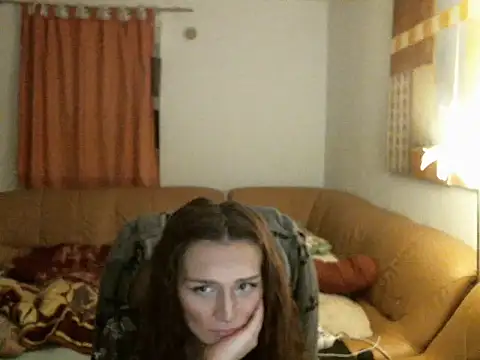 ludovika09 online show from 05.19.26
