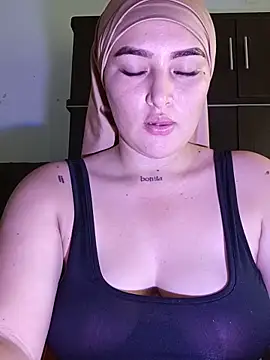 Snapshot of Celeste_camila18 chatting on 05.31.26 Celeste camila18 online show from 05.31.26