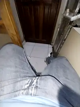 Snapshot of Whiper2024 chatting on 02.20.26 Whiper2024 online show from 02.20.26