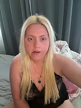 Blondiee3088 online show from 08.03.26