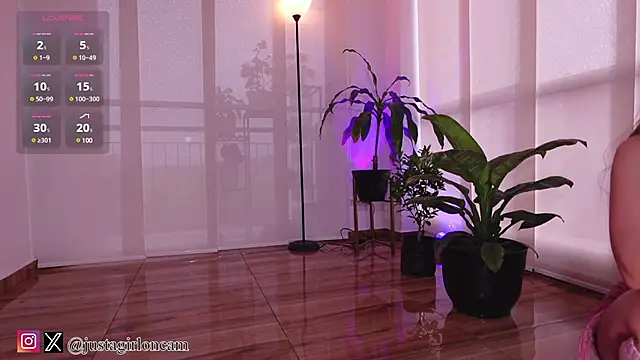 nicollefiorett online show from 03.11.25