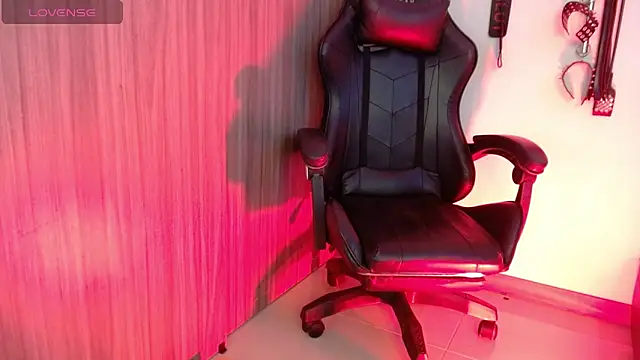 Alisson Beckett online show from 01.20.25