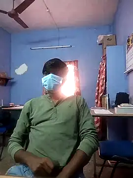 Snapshot of Tamilandteluguboy14 chatting on 02.20.26 Tamilandteluguboy14 online show from 02.20.26