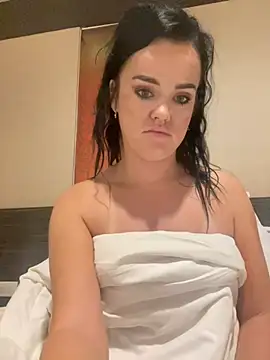 English-Chloe96 online show from 02.02.26