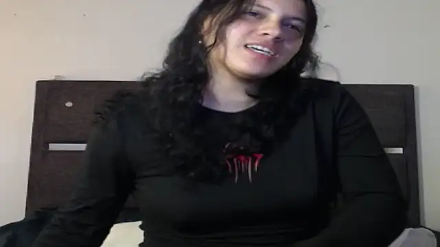 Snapshot of realshy-Stepsis chatting on 06.11.26 realshy-Stepsis online show from 06.11.26