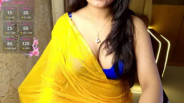 Snapshot of Punjabi_Queen1 chatting on 12.15.24 Punjabi Queen1 online show from 12.15.24