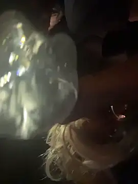 EllaSnow online show from 04.12.26