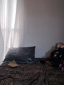 Emanuelle manu online show from 02.06.25