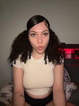 ladylavish online show from 11.21.25