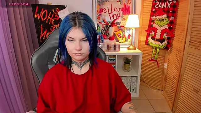 Snapshot of mekurisu chatting on 12.30.24 mekurisu online show from 12.30.24