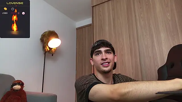 zenn rush1 online show from 01.04.25