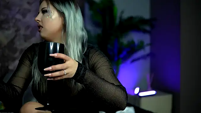 AudreySosa online show from 11.12.25