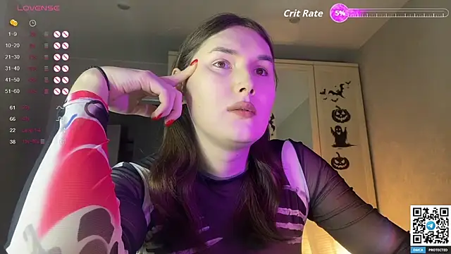 Maria Bowie online show from 11.05.25