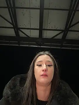 Snapshot of AnnaLenaaa chatting on 12.18.24 AnnaLenaaa online show from 12.18.24