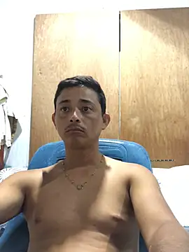 isacalejandroo online show from 02.06.25