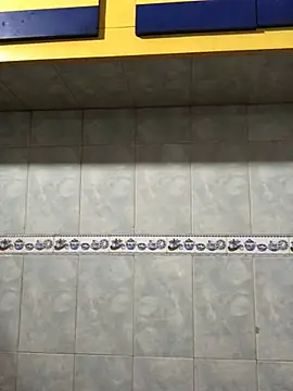 isacalejandroo online show from 02.16.25