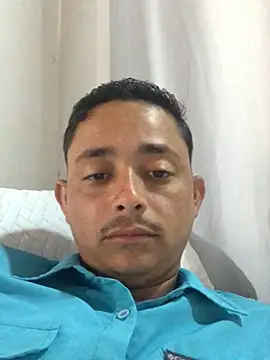 isacalejandroo online show from 02.20.25