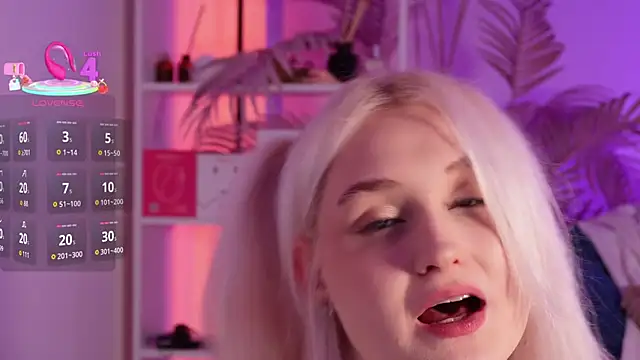 tiffannyjons online show from 12.04.25