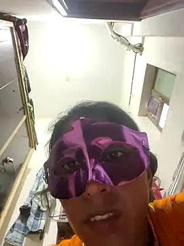 HotRiyacpl online show from 10.30.25