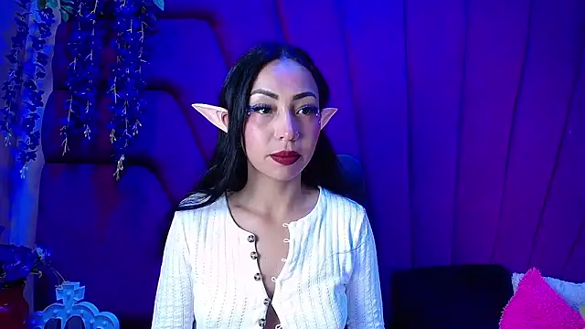 nathalia pink online show from 10.08.25